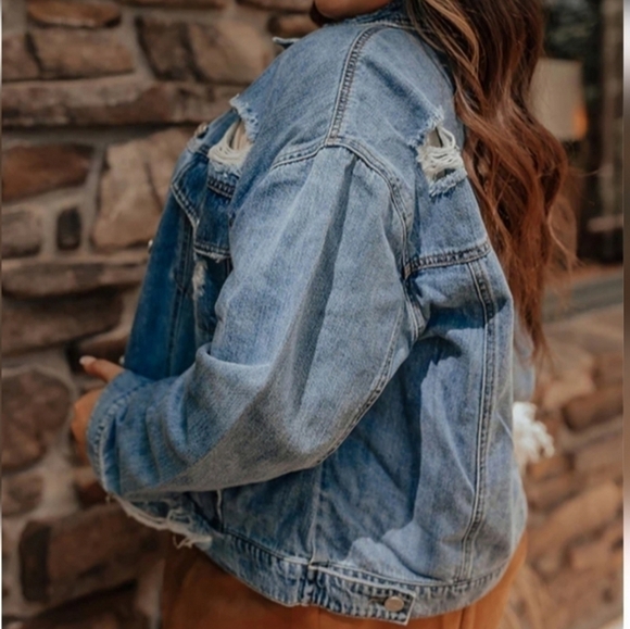 American Eagle Outfitters Classic Blue Denim Jacket - Picture 4 of 7